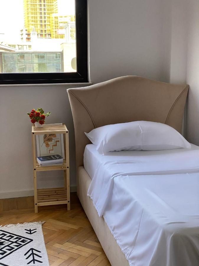 تيرانا Entire Serviced Apartment With A Beautiful View المظهر الخارجي الصورة